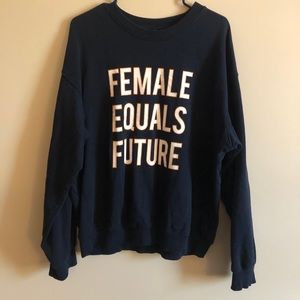 “Female = Future” crew sweatshirt H&M ✨